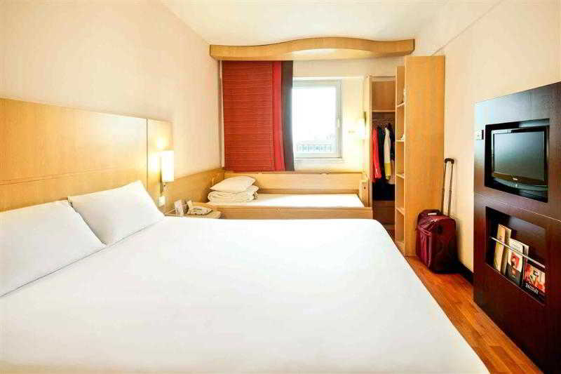This photo about ibis Changzhou Wujin shared on HyHotel.com