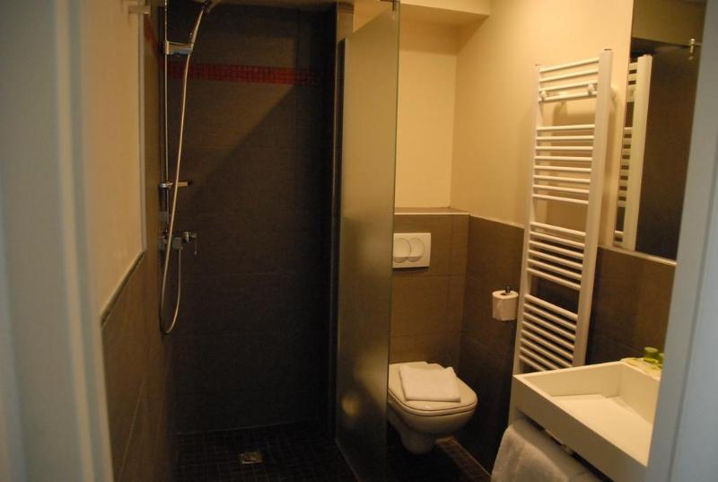 This photo about ibis Styles Marseille Timone shared on HyHotel.com