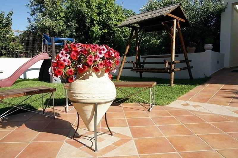 This photo about Nirrides Apts sutdios shared on HyHotel.com