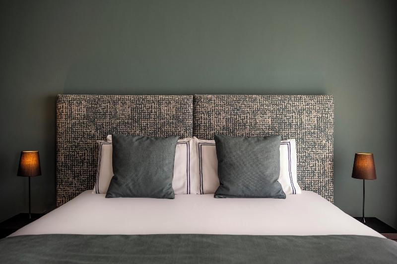 cheap resort hotels  to Spend holiday with family