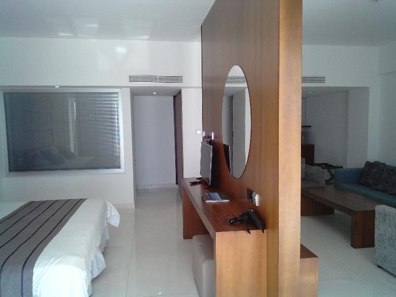 cheap resort hotels in Turkey to Spend holiday with family