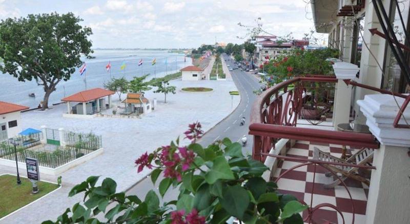 This photo about Cozyna shared on HyHotel.com