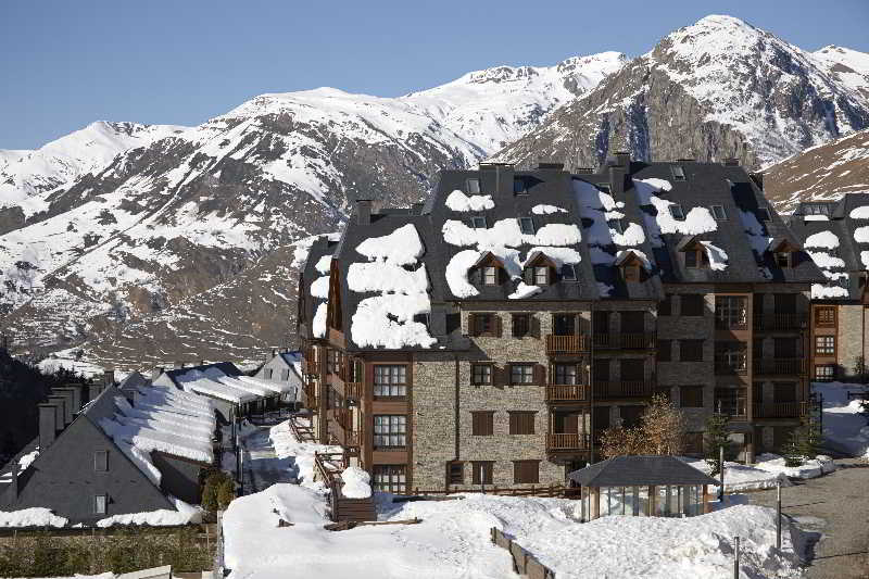 This photo about Val de Ruda Apts shared on HyHotel.com