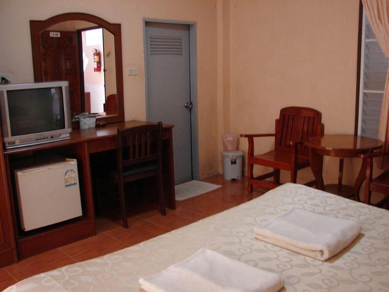 This photo about Me Mee Bungalows shared on HyHotel.com