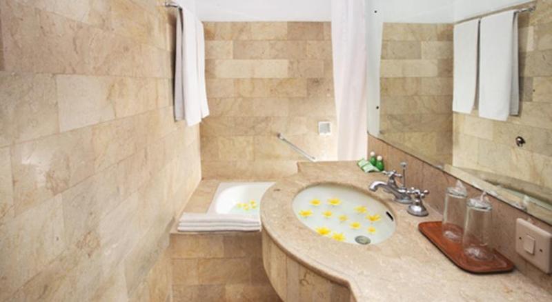 This photo about Ratna shared on HyHotel.com