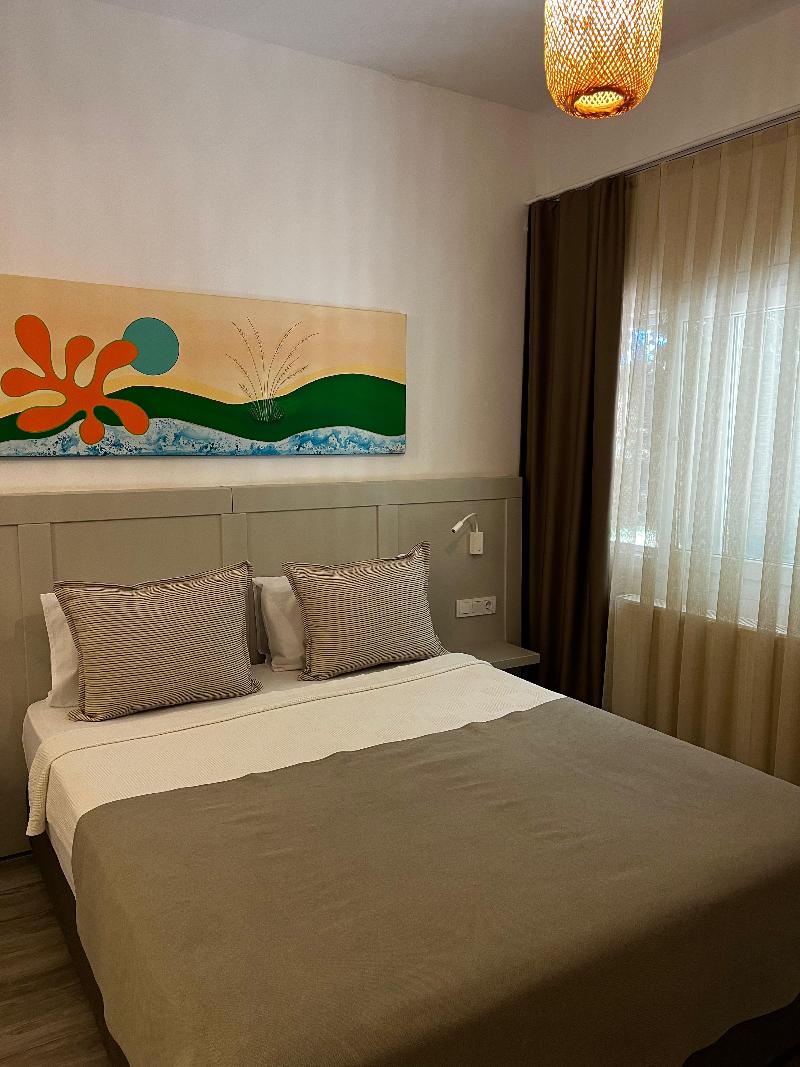 Room ROO.ST-1