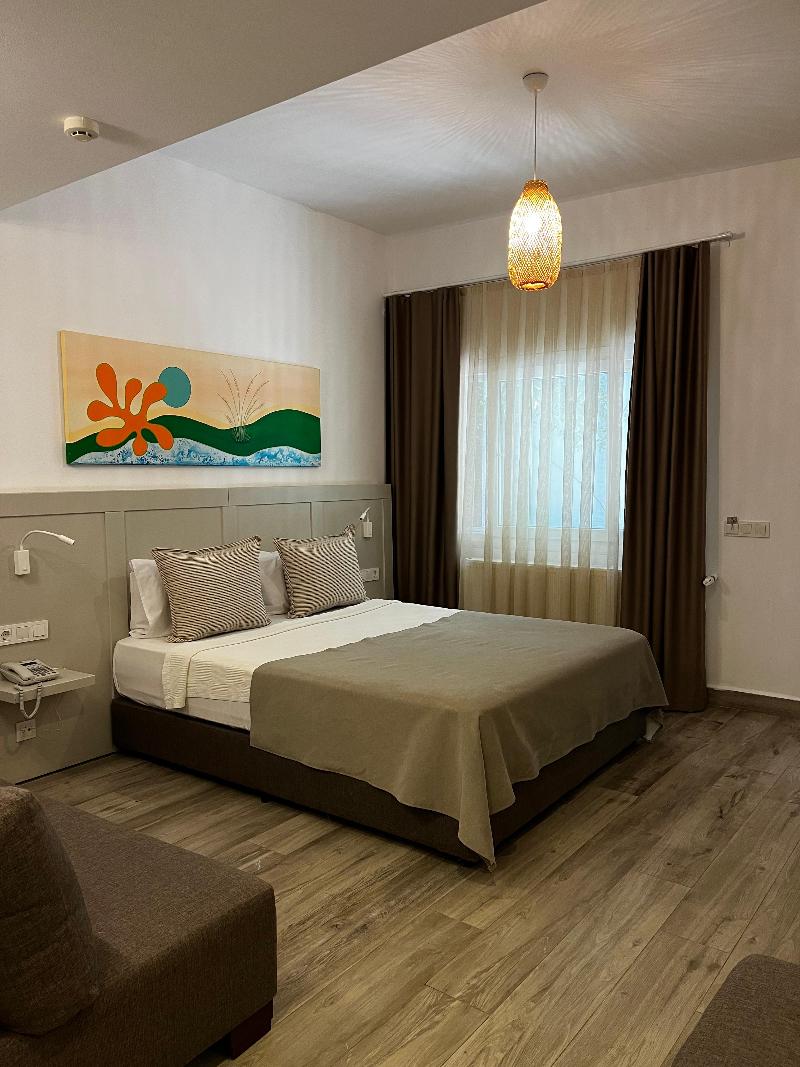 Room ROO.ST-1