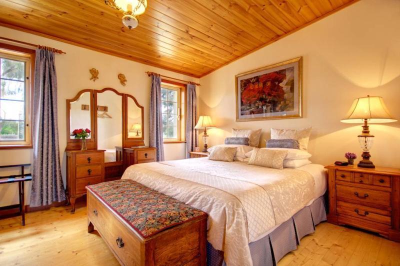 This photo about Stonewell Cottages shared on HyHotel.com