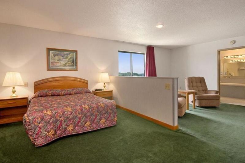 This photo about Maquoketa Inn and Suites shared on HyHotel.com