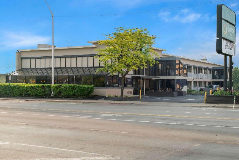 This photo about Shorecrest Motor Inn shared on HyHotel.com