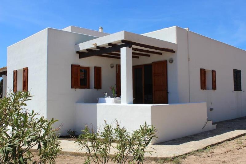 This photo about Viviendas Ferrer shared on HyHotel.com