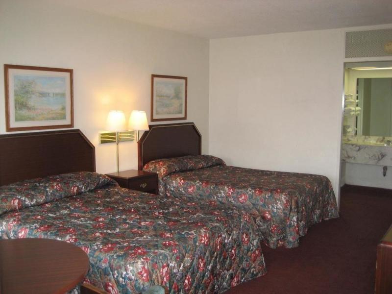 This photo about Sands Central Inn Hot Springs shared on HyHotel.com