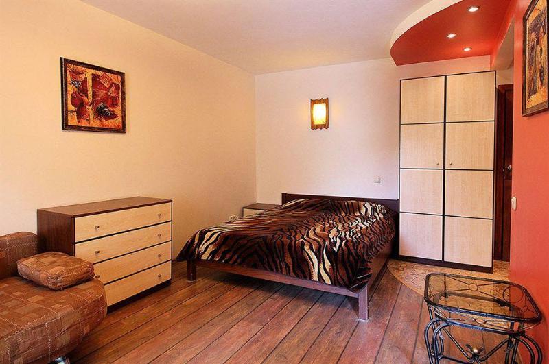 This photo about Lesi Ukrainki Studio Kiev Apartment shared on HyHotel.com