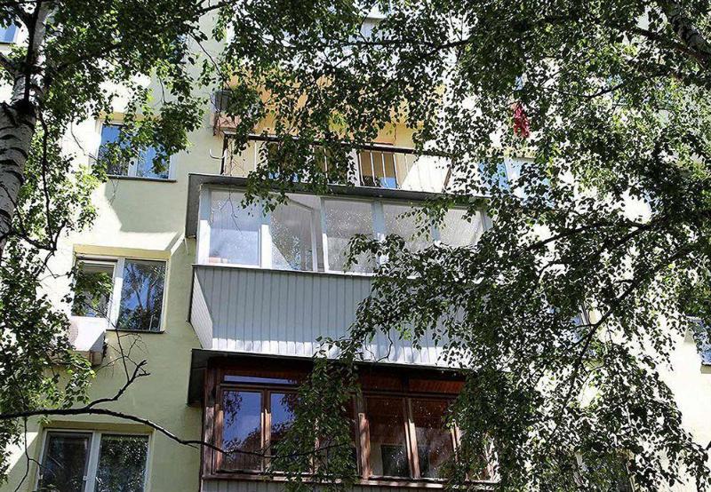 This photo about Lesi Ukrainki Studio Kiev Apartment shared on HyHotel.com