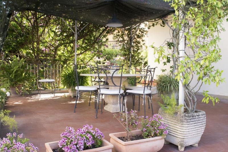 This photo about La Bouganville Napoli shared on HyHotel.com