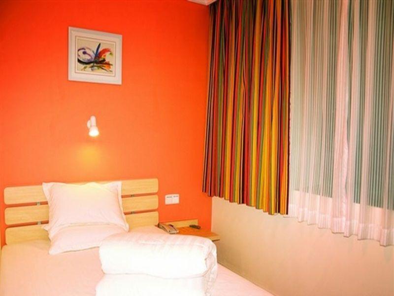 This photo about 7 Days Inn Nanzhan shared on HyHotel.com