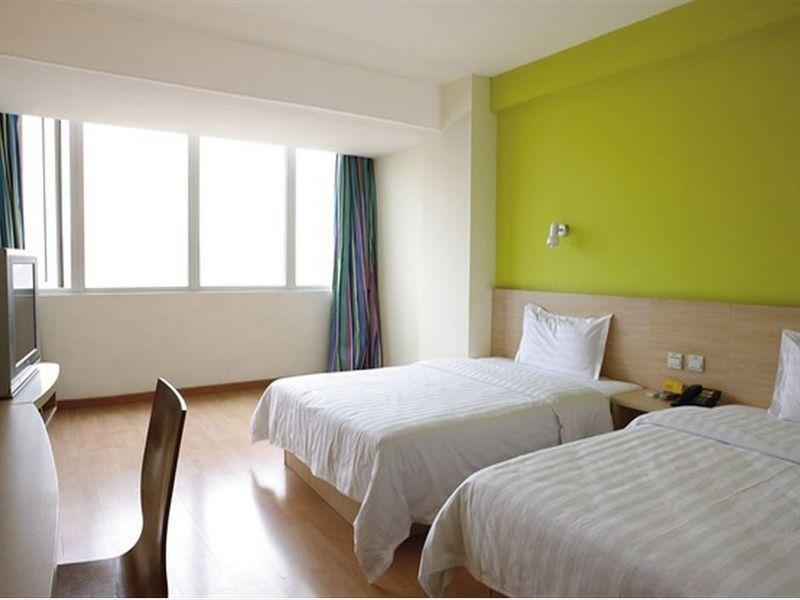 This photo about 7 Days Inn Nanzhan shared on HyHotel.com
