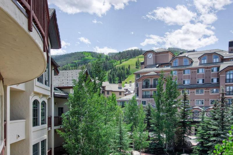 This photo about Oxford Court shared on HyHotel.com