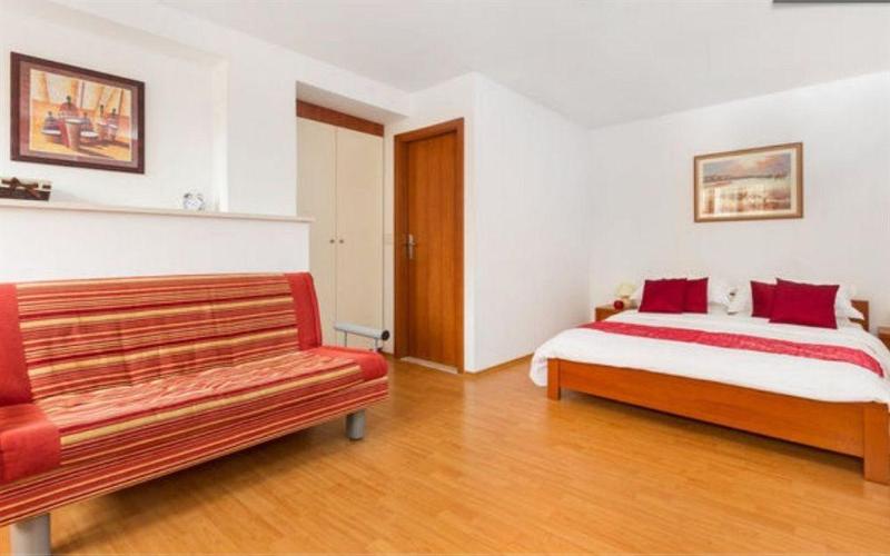 This photo about Meje shared on HyHotel.com