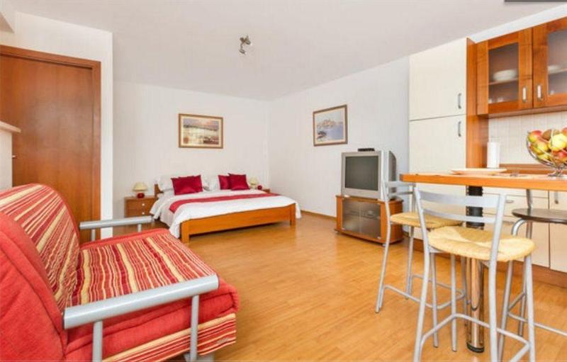 This photo about Meje shared on HyHotel.com