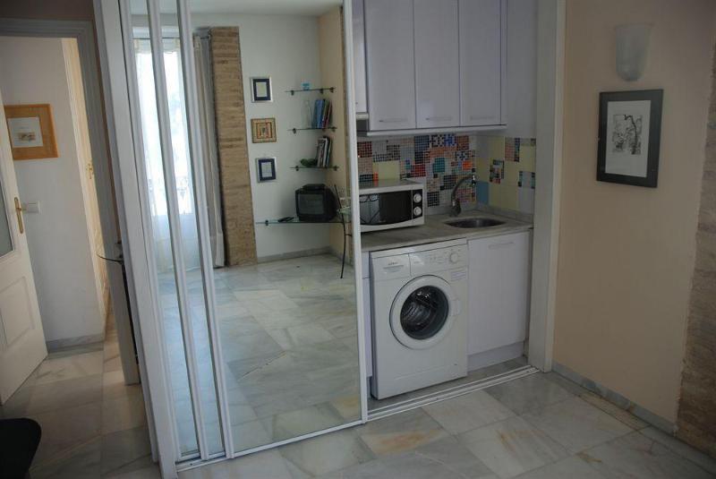 This photo about Edificio Trinidad shared on HyHotel.com