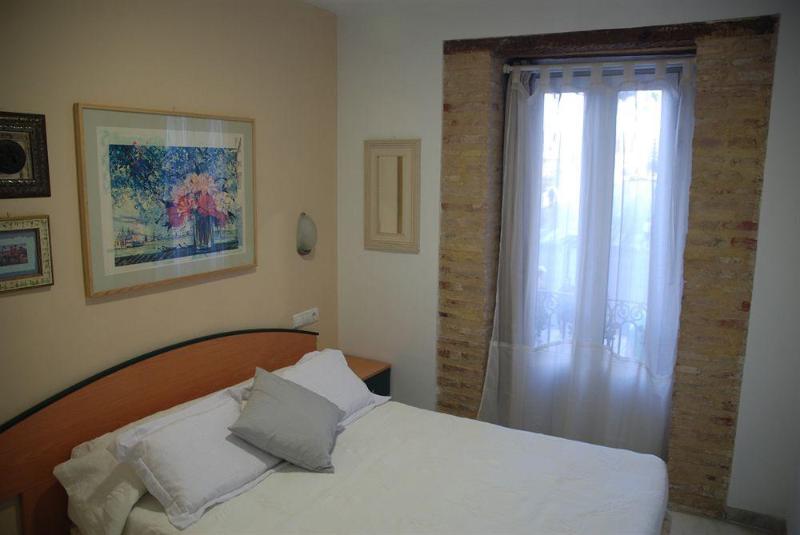 This photo about Edificio Trinidad shared on HyHotel.com