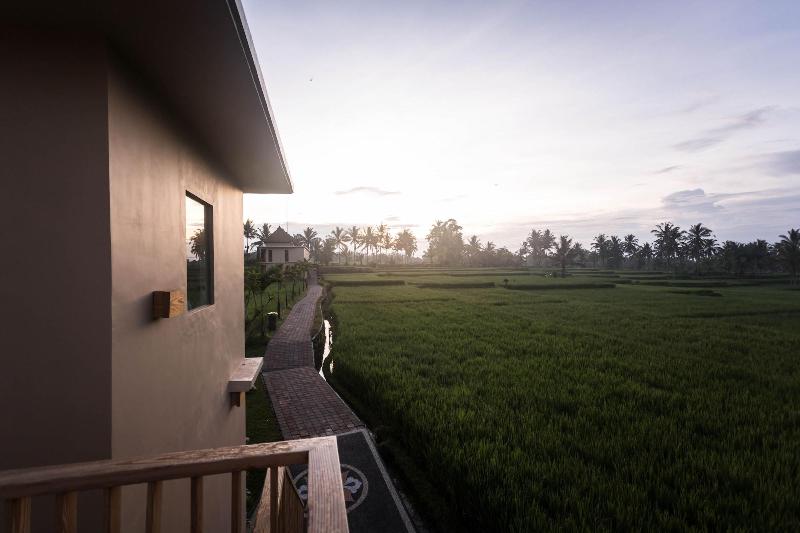 This photo about Manyi Village shared on HyHotel.com