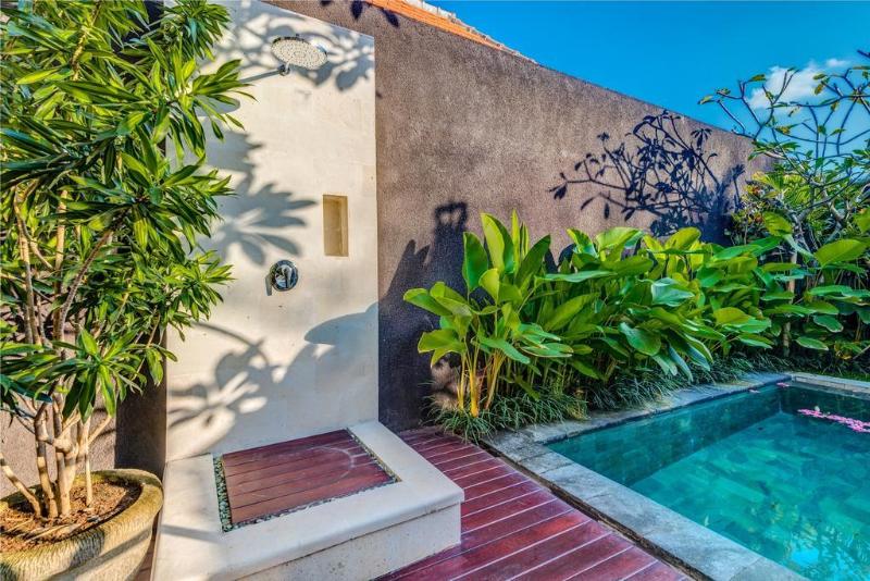 This photo about Villa Omah Mutiara shared on HyHotel.com