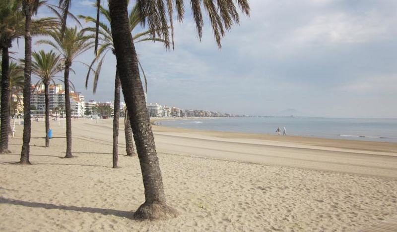This photo about Mar de Peniscola-Casablanca Apts 3000 shared on HyHotel.com