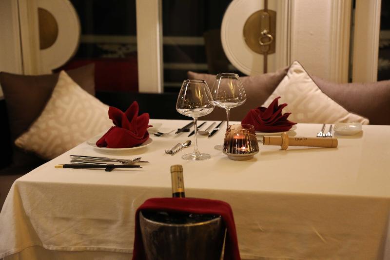 This photo about The Au Co Cruise shared on HyHotel.com