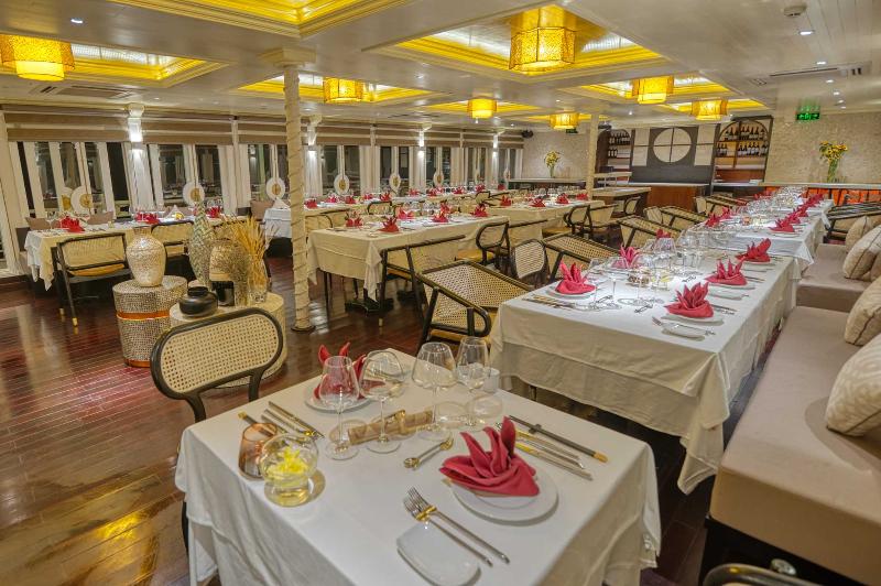 This photo about The Au Co Cruise shared on HyHotel.com