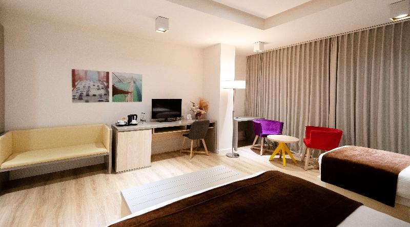 cheap resort hotels  to Spend holiday with family