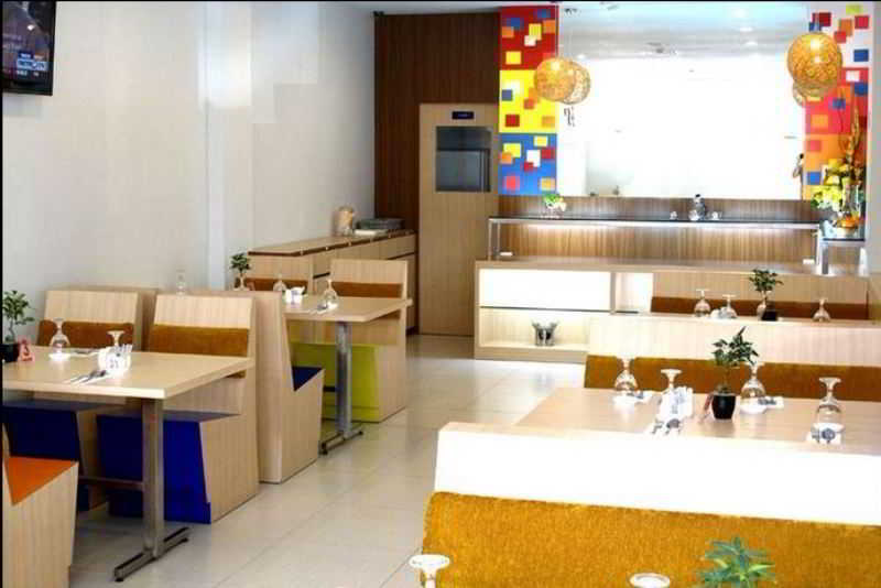 This photo about Discovery Express shared on HyHotel.com