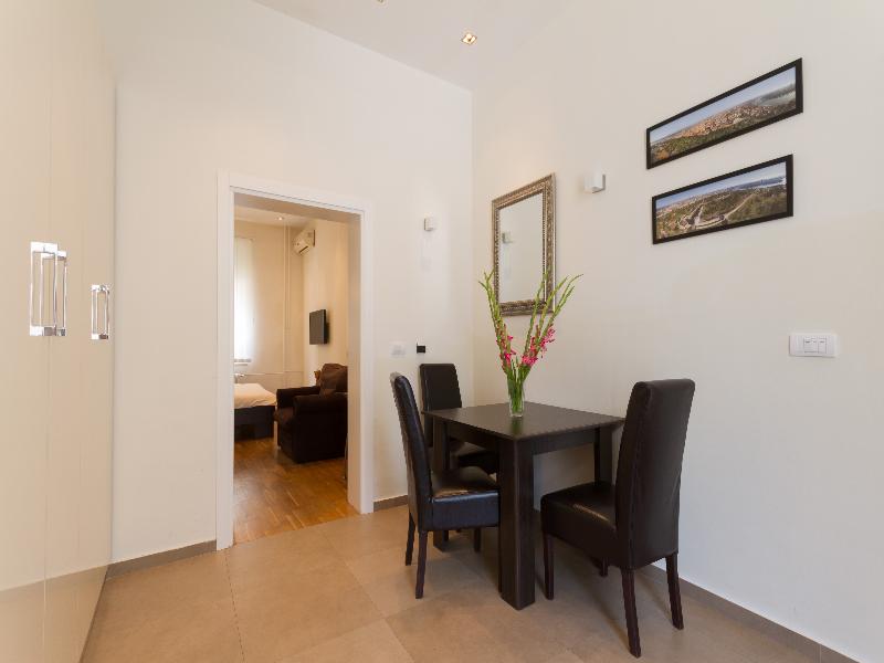 This photo about Studio Central Square shared on HyHotel.com