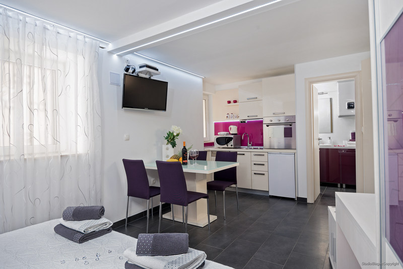 This photo about Studio Apartman Diokles shared on HyHotel.com