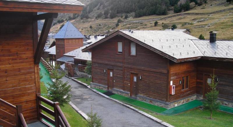 This photo about La Pleta Incles Suites 3000 shared on HyHotel.com