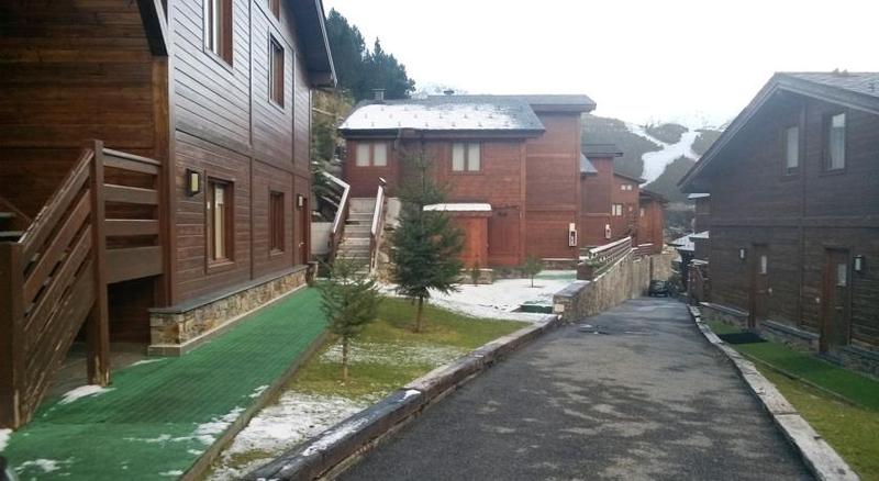 This photo about La Pleta Incles Suites 3000 shared on HyHotel.com