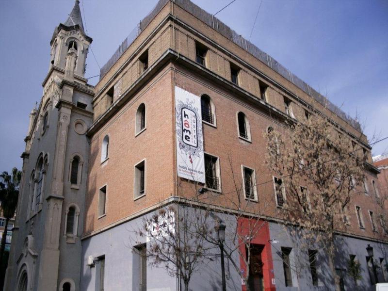 This photo about Feetup Home Backpackers Valencia shared on HyHotel.com