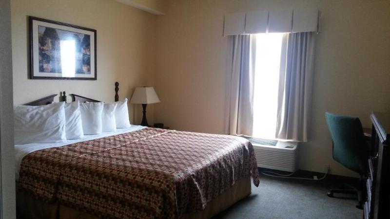 This photo about Howard Johnson Shreveport shared on HyHotel.com