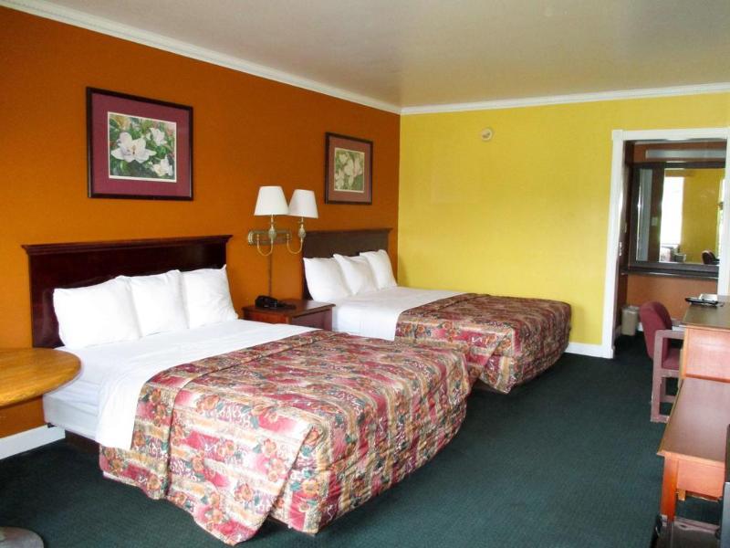 This photo about Knights Inn Americus shared on HyHotel.com