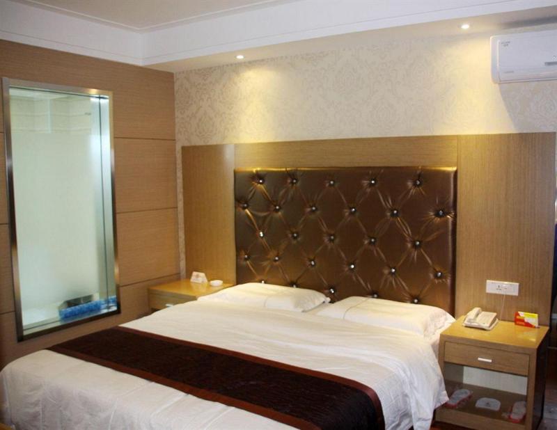 This photo about Super 8 Hotel Pingluo Gu Lou shared on HyHotel.com