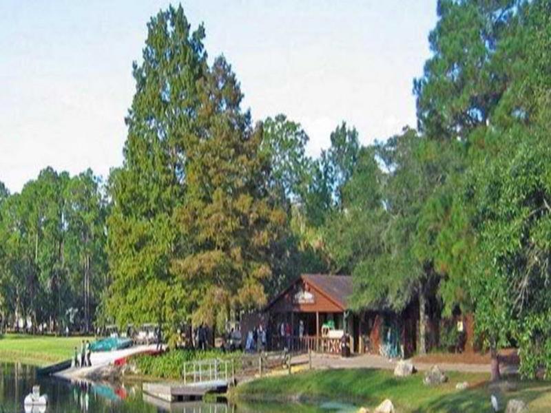 在meiguo.com看到的Disney's Fort Wilderness Cabin Package的介绍图片