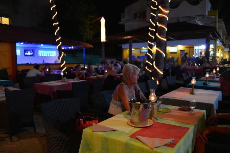 This photo about Silver Sands Sunshine shared on HyHotel.com