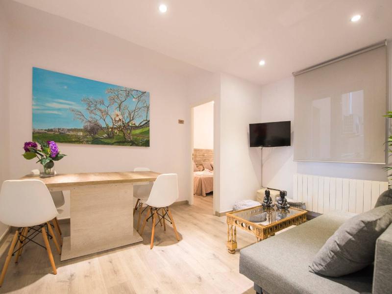 This photo about Apartamento Callejon Del Pozo IV shared on HyHotel.com