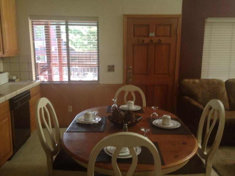 This photo about Edgelake Beach Club shared on HyHotel.com