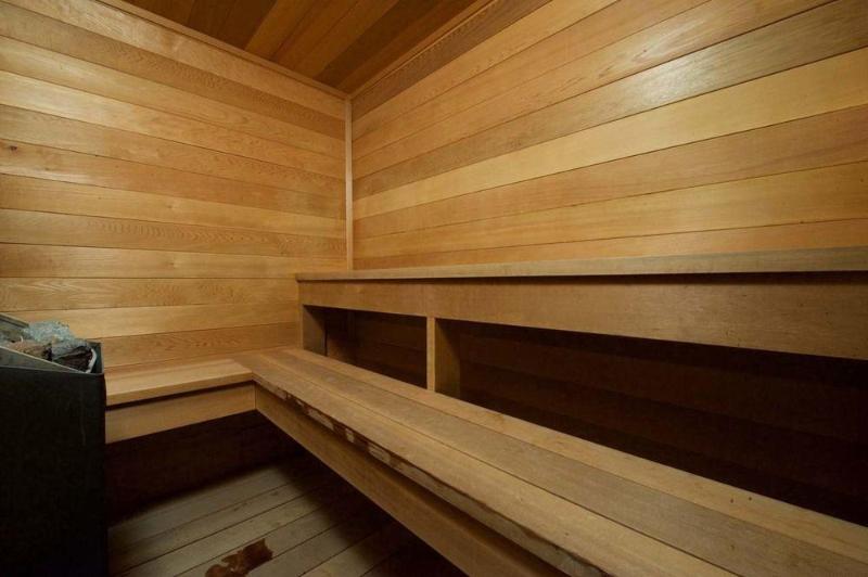 在meiguo.com看到的Tram Tower的介绍图片