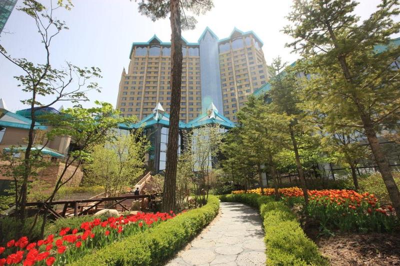 This photo about Kangwon Land Hotel shared on HyHotel.com