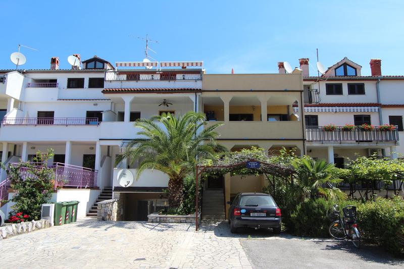 This photo about Apartment Lora shared on HyHotel.com