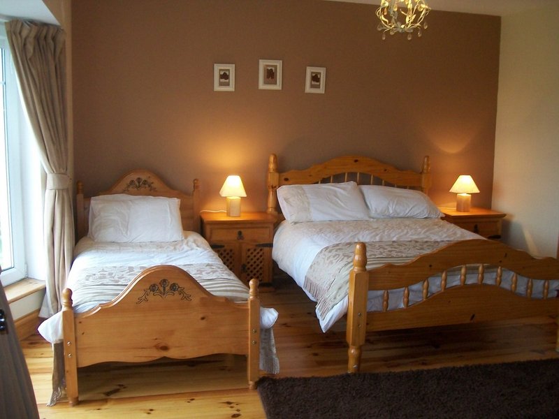 This photo about Burke'S Mulbur House shared on HyHotel.com