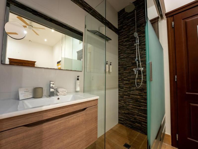 cheap resort hotels  to Spend holiday with family